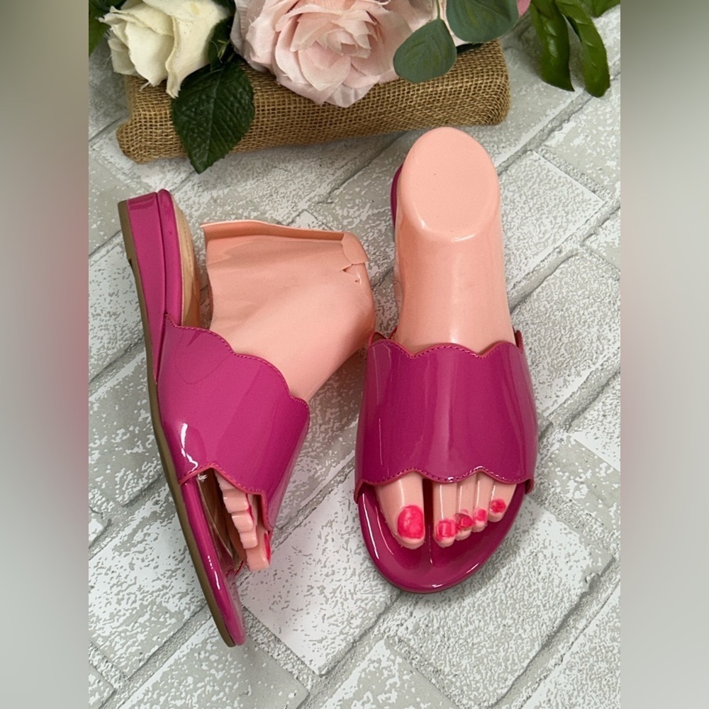 Bandolino Fuchsia Slide Sandals